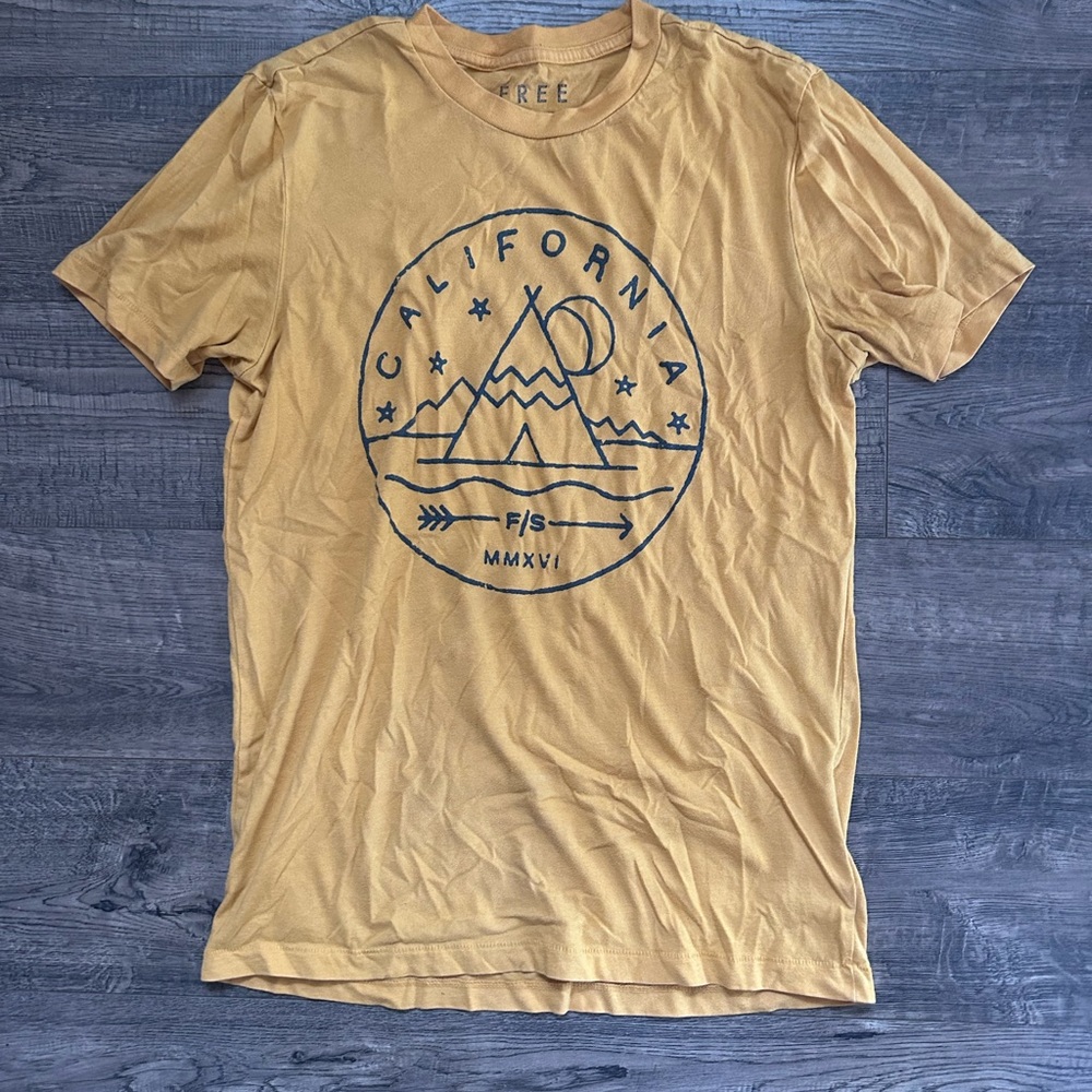 Women’s small tee shirt
